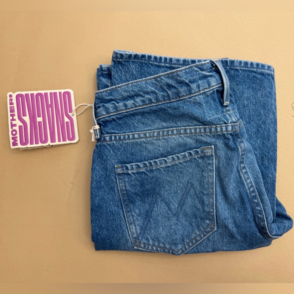 BRAND NEW!! MOTHER Women's Bootcut Jean - Picture 3 of 10